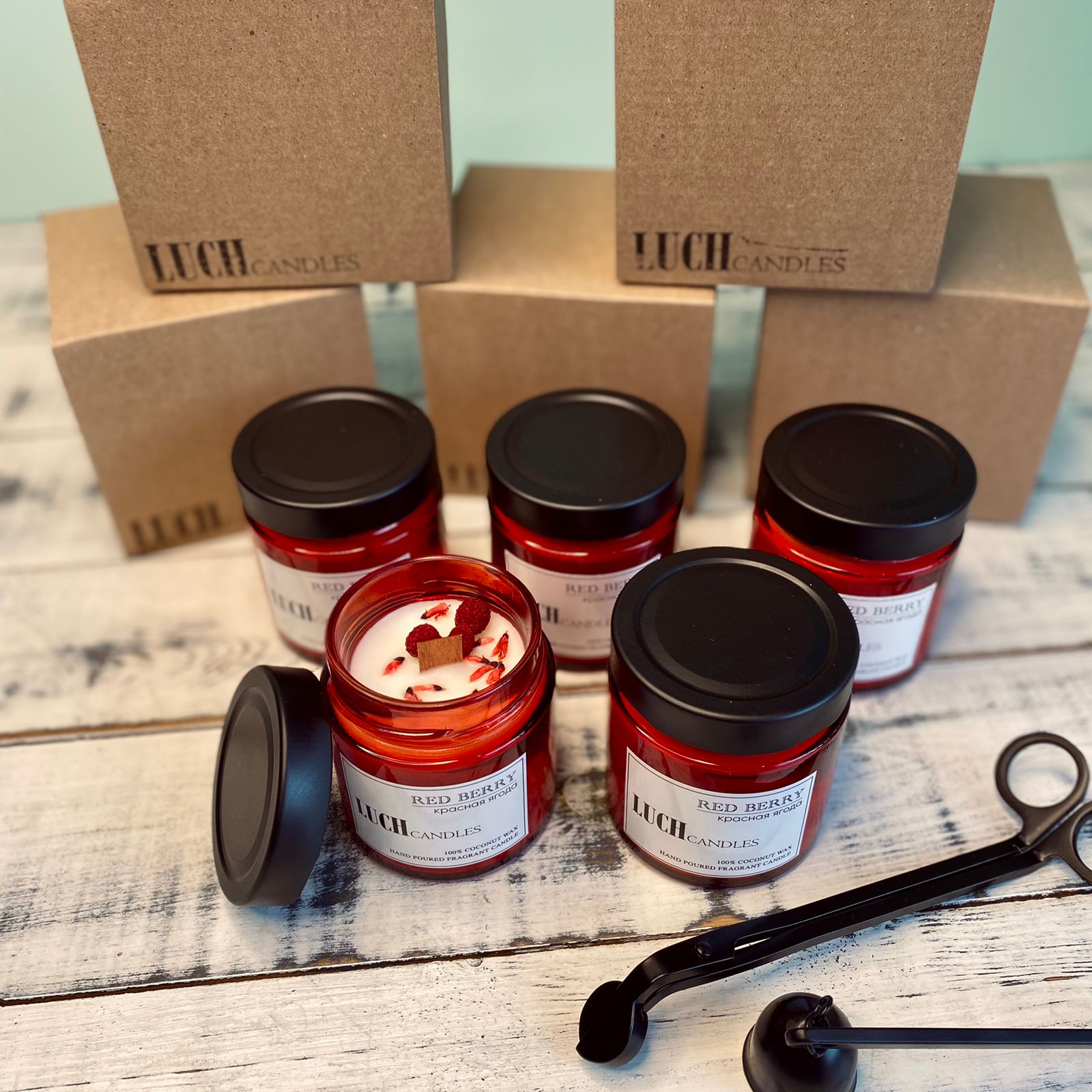 LUCHcandles Аромасвеча 50-33 Красная ягода 200мл (3)