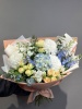 Букет Милагрес с гортензией, дельфиниумом и сиренью (1)