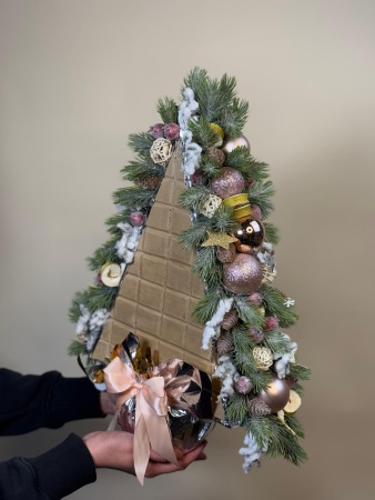 Композиция Елка Праздник в кругу семьи (1)